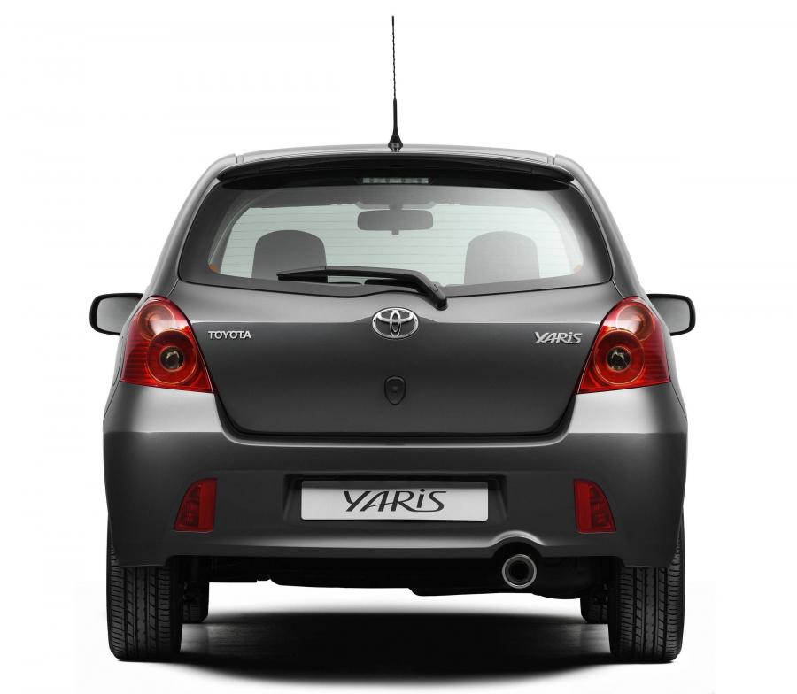  Toyota Yaris TS 2007 года  (фото 71 из 89)